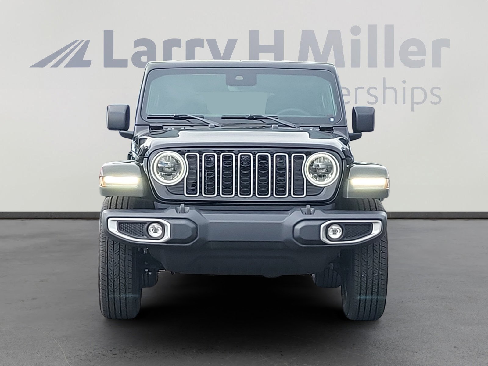 New 2025 Jeep Wrangler Sahara image 8