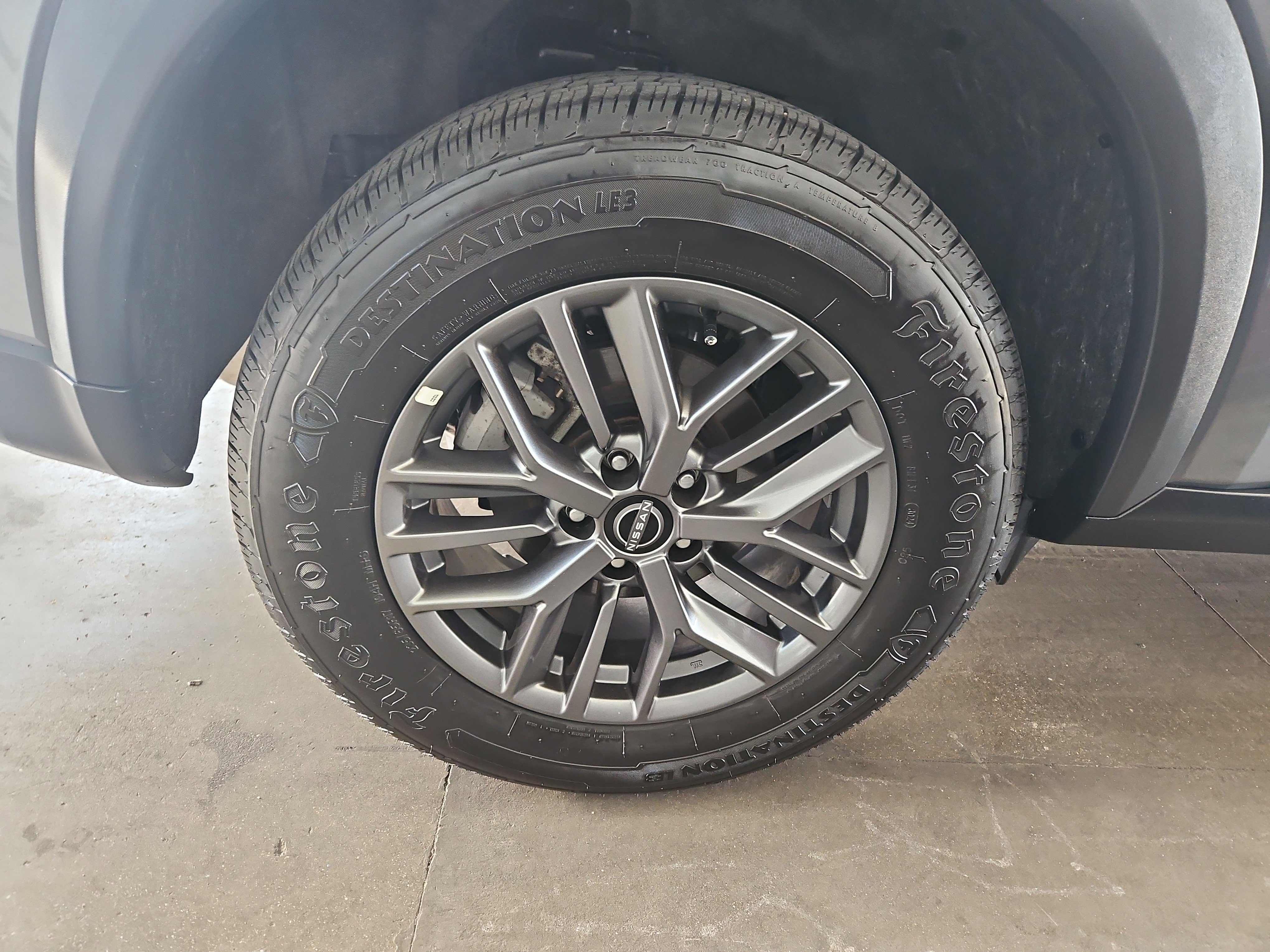 Used 2024 Nissan Rogue S image 20