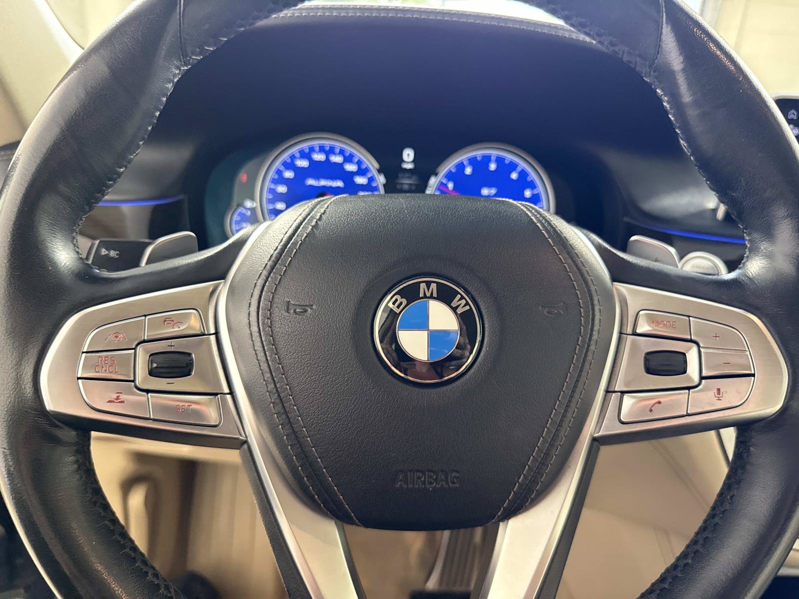 Used 2016 BMW 740i RWD image 25