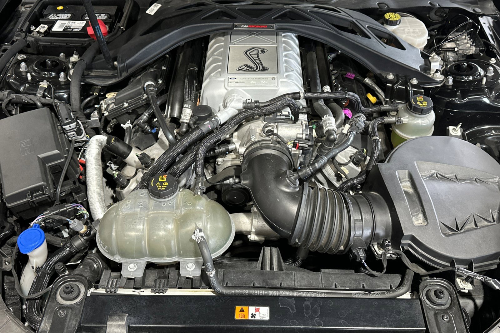 Used 2020 Ford Mustang Shelby GT500 w/ Carbon Fiber Track Pack image 27