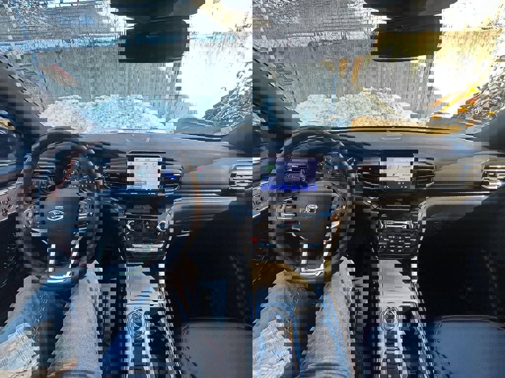 Certified 2023 Ford Explorer ST-Line image 23