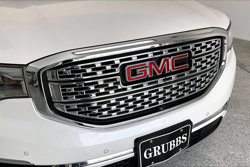 Used 2017 GMC Acadia Denali w/ Technology Package AWD/4WD image 36