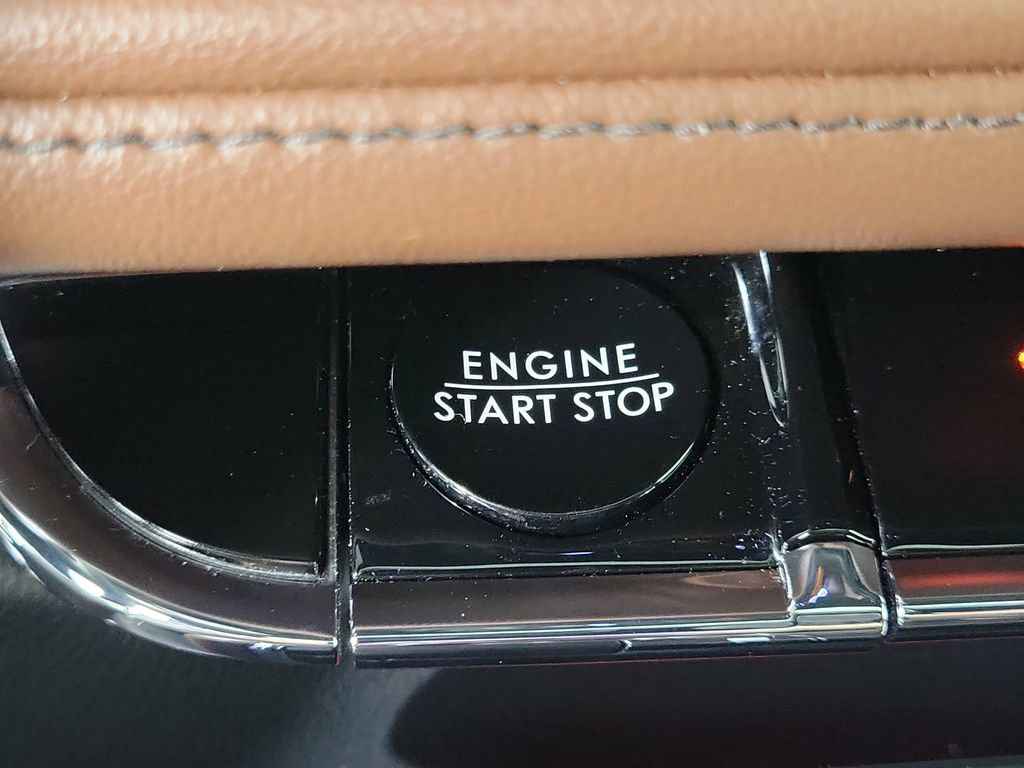 Used 2025 Lincoln Aviator Reserve w/ Jet Appearance Package RWD image 29