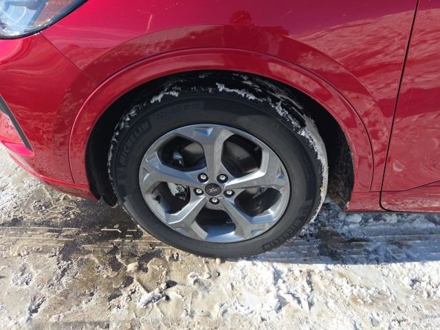 Used 2024 Ford Escape ST-Line w/ Cold Weather Package image 17