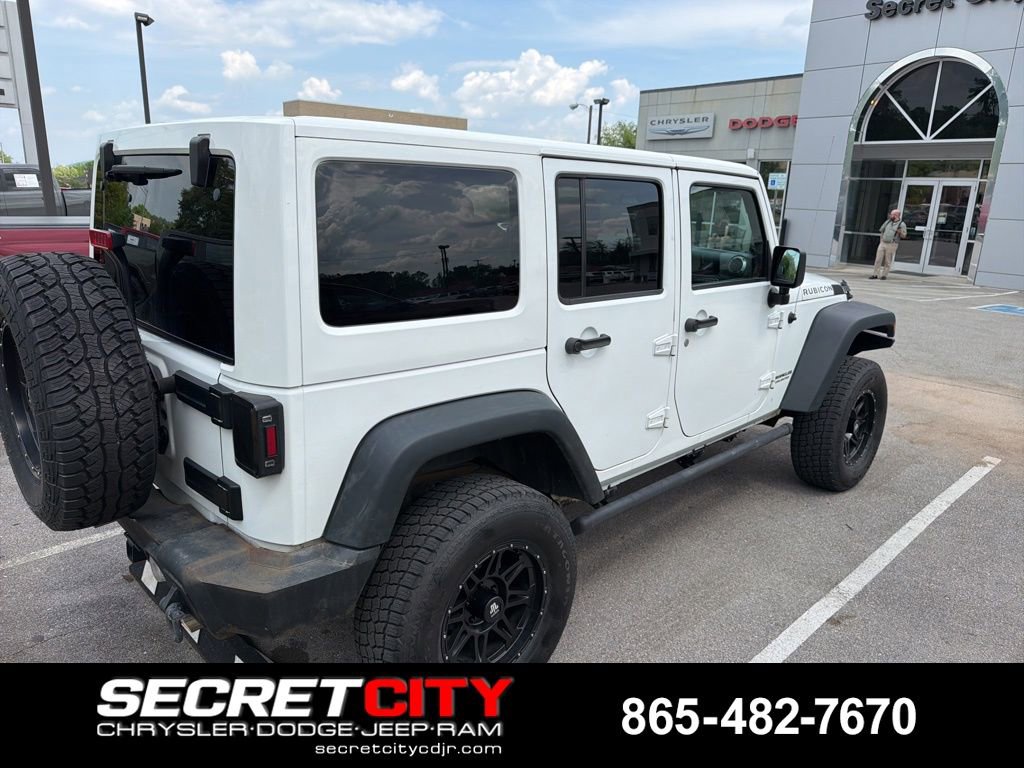 Used 2014 Jeep Wrangler Unlimited Rubicon w/ Connectivity Group AWD/4WD image 6