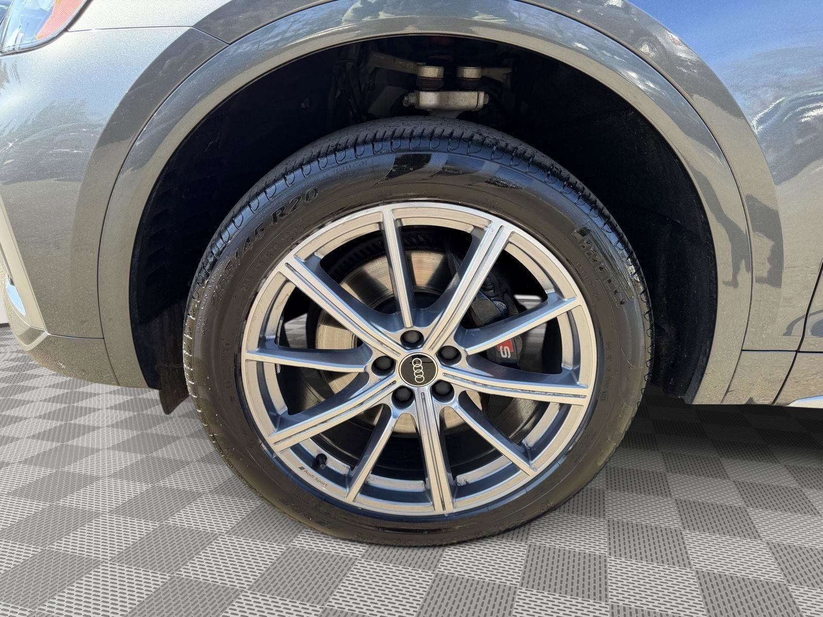 Used 2023 Audi SQ5 Premium Plus w/ Premium Plus Package image 7