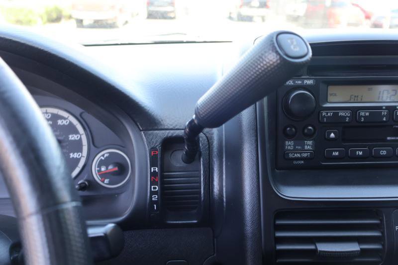 Used 2005 Honda CR-V LX image 18