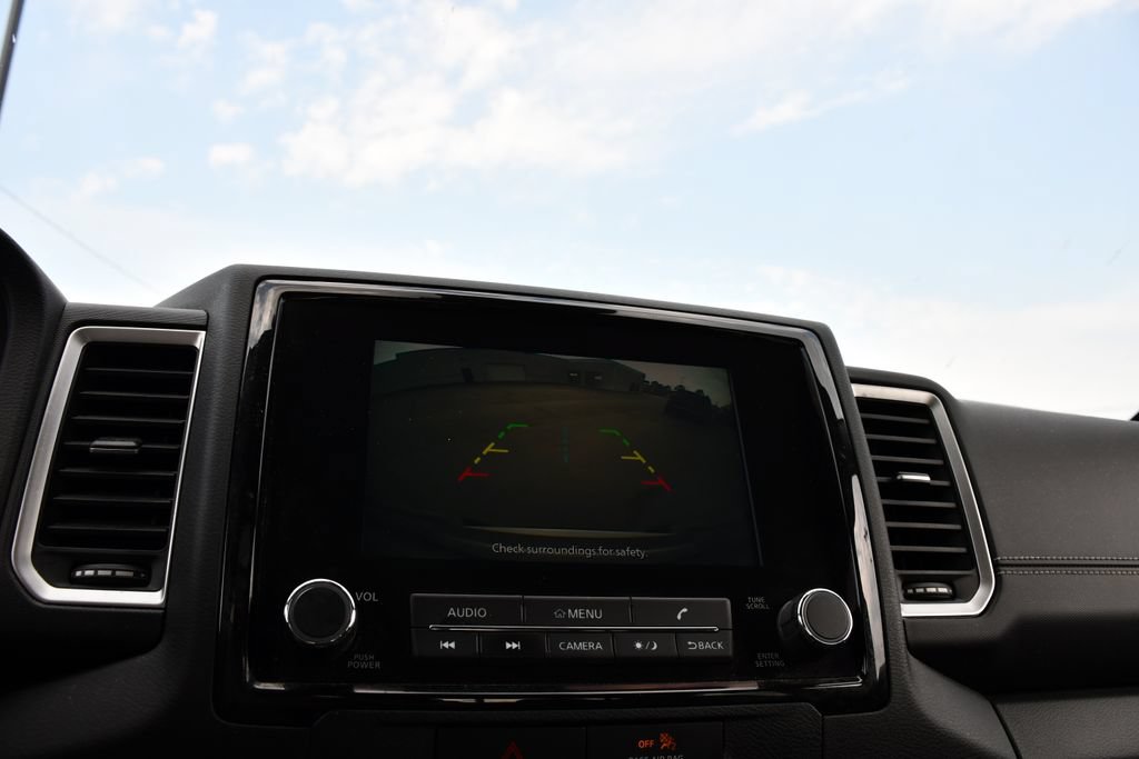 Used 2022 Nissan Frontier SV AWD/4WD image 17