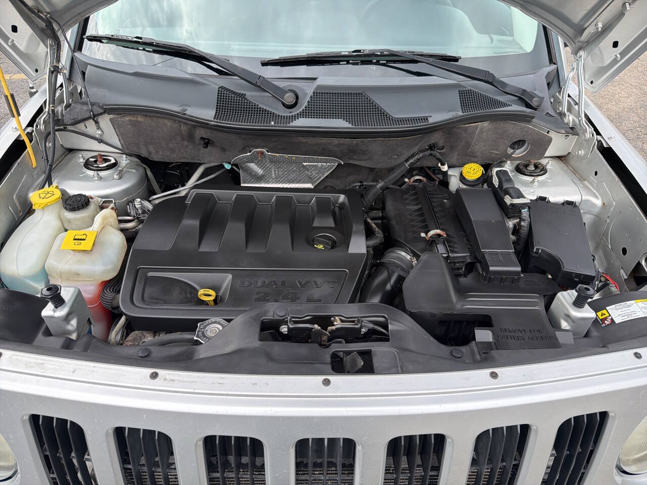 Used 2010 Jeep Patriot Sport w/ PWR Equipment Group FWD image 29