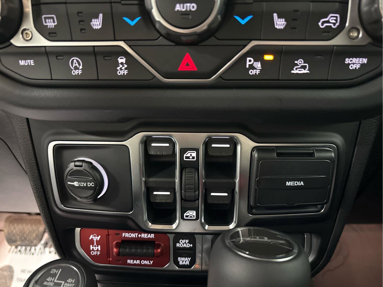 New 2026 Jeep Gladiator Rubicon image 17