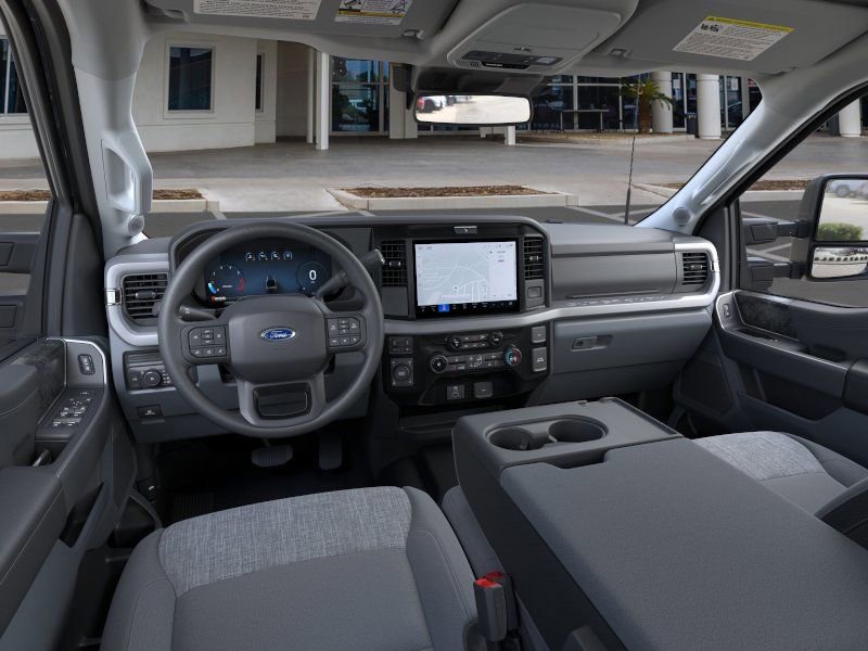 New 2026 Ford F350 XLT w/ XLT Premium Package AWD/4WD image 9
