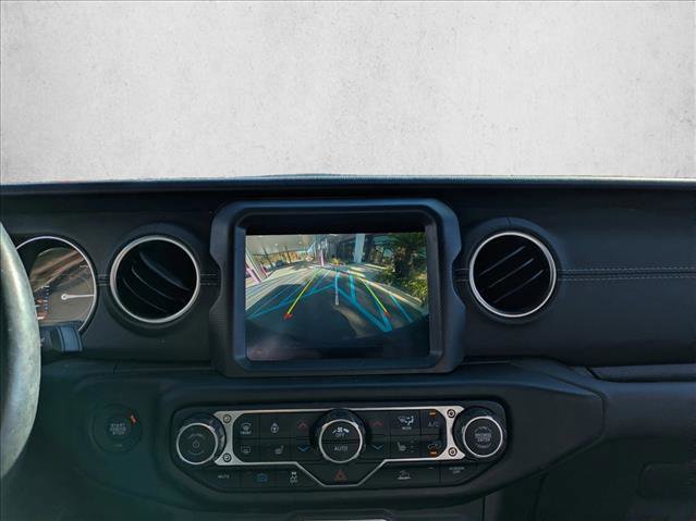 Used 2023 Jeep Wrangler Sahara w/ Cold Weather Group image 12