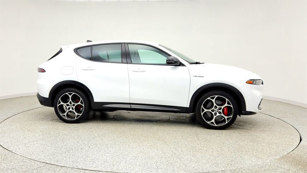 Used 2024 Alfa Romeo Tonale Veloce AWD/4WD image 4