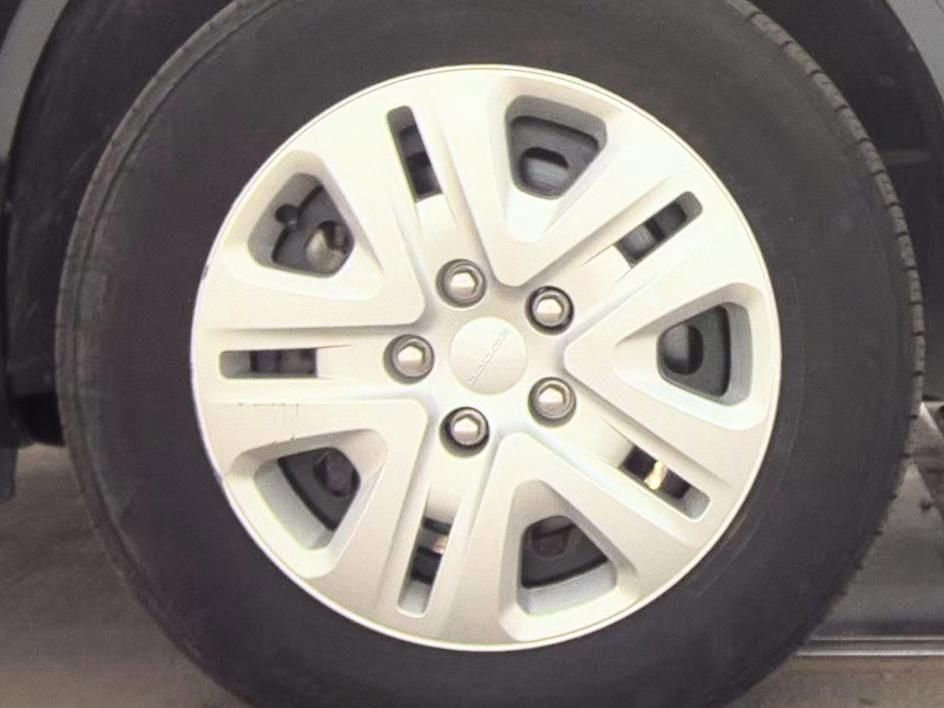 Used 2018 Dodge Grand Caravan SE FWD image 18