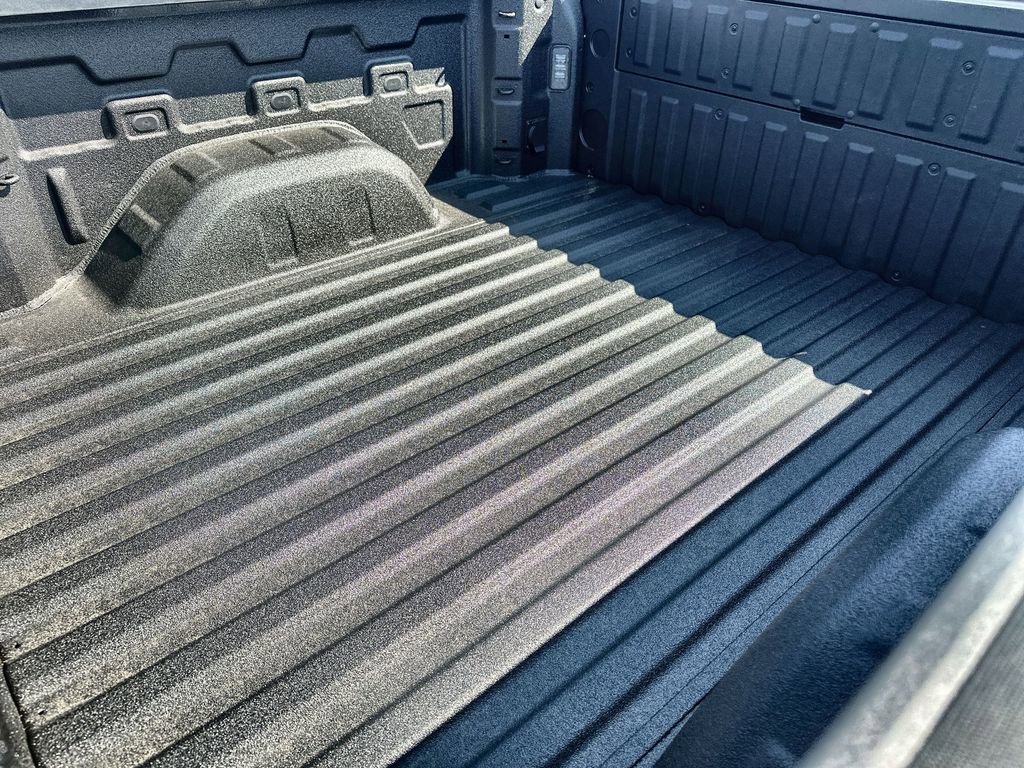 New 2026 GMC Sierra 1500 SLT AWD/4WD image 18