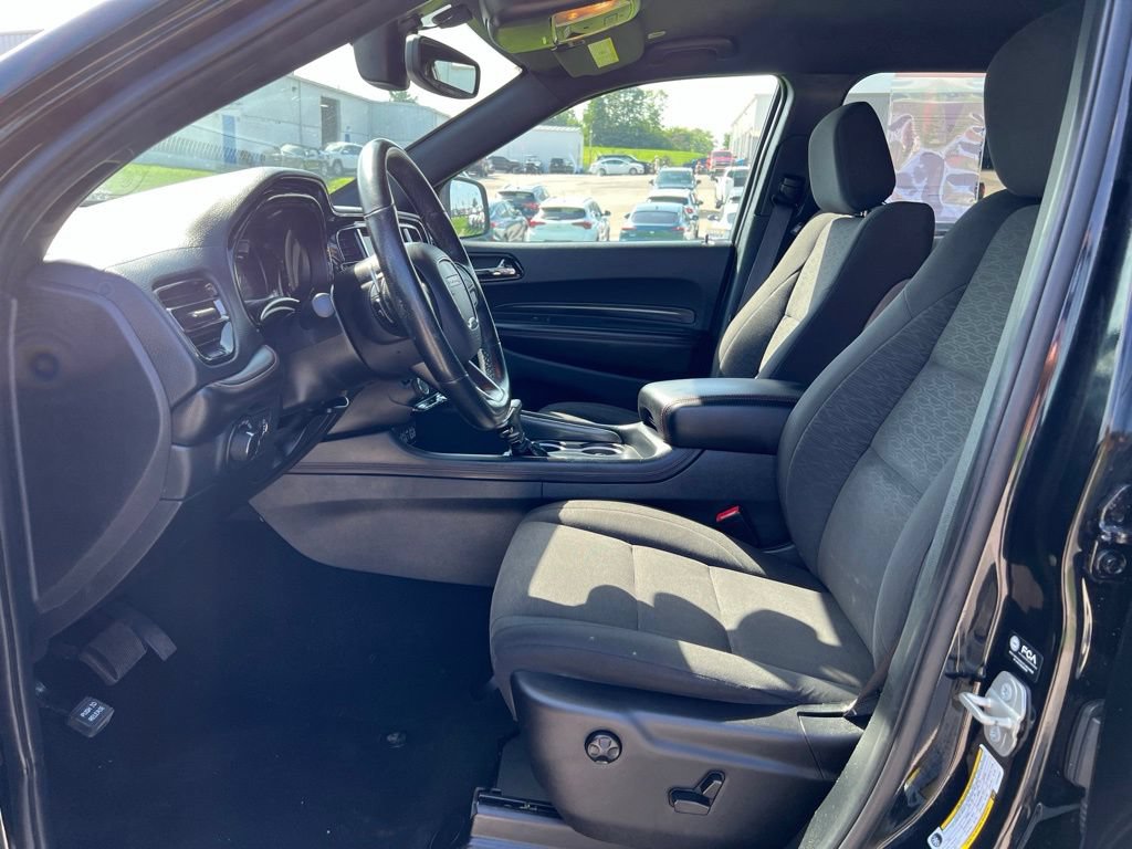 Used 2023 Dodge Durango GT w/ Blacktop Package AWD/4WD image 6