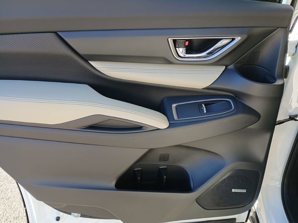 New 2026 Subaru Ascent Limited image 12