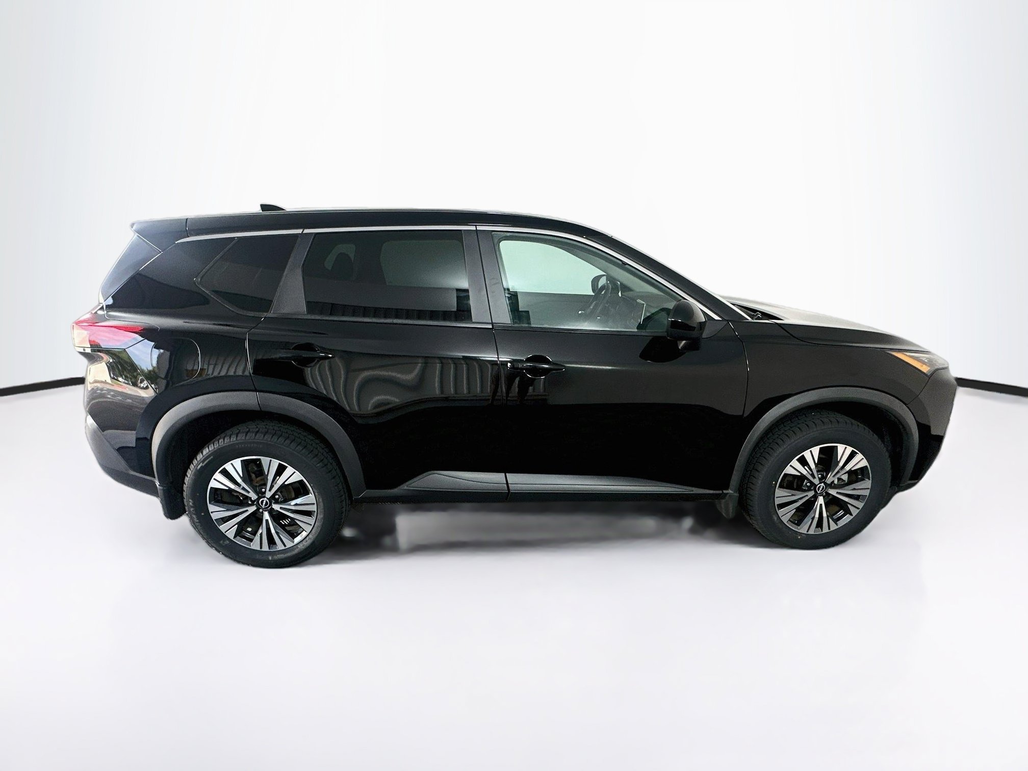 Used 2023 Nissan Rogue SV FWD image 10