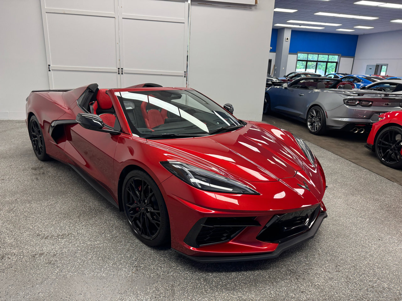 Used 2024 Chevrolet Corvette Stingray Preferred Conv w/ Stealth Interior Trim Package image 4