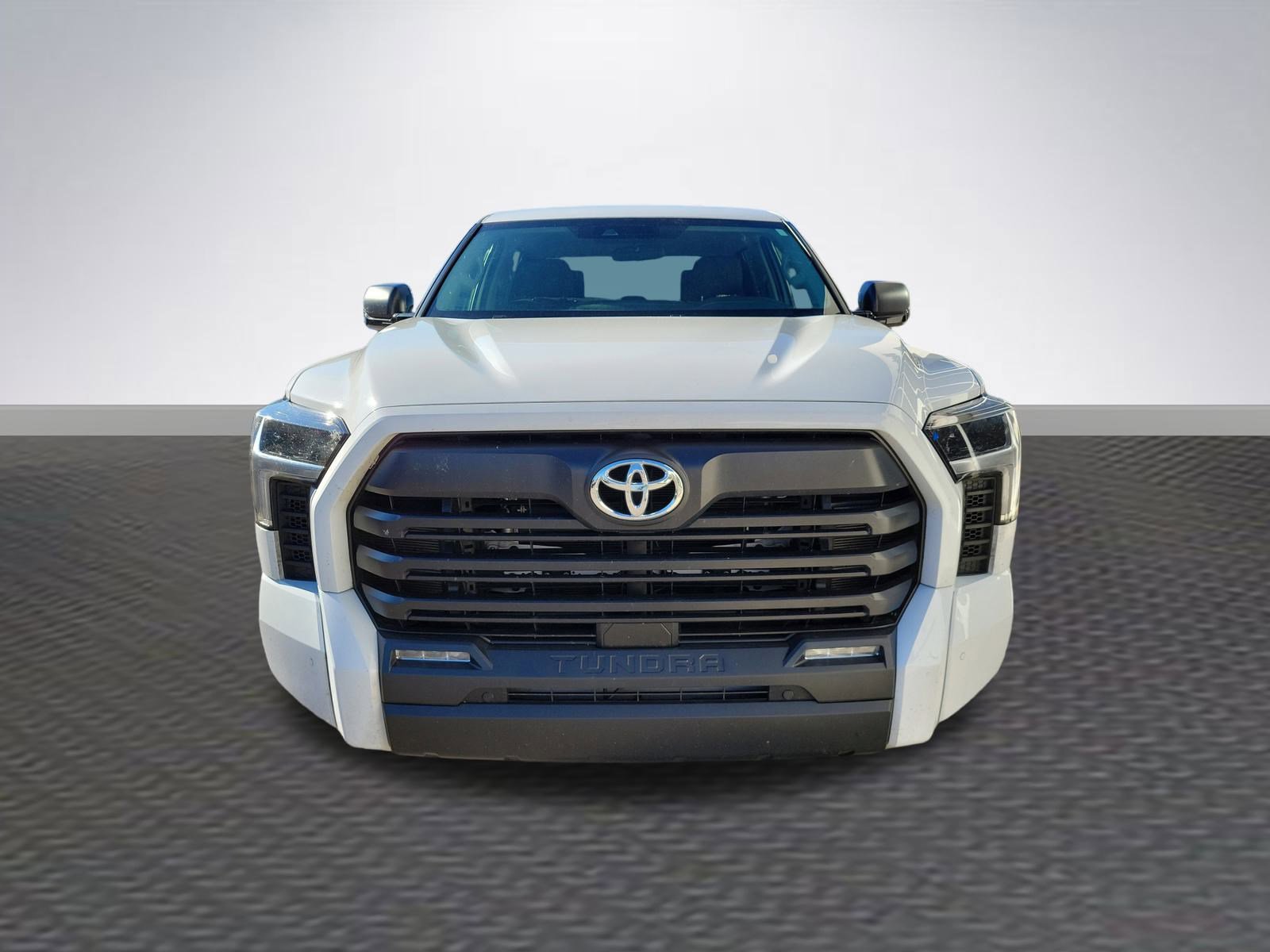 Used 2024 Toyota Tundra SR5 image 2