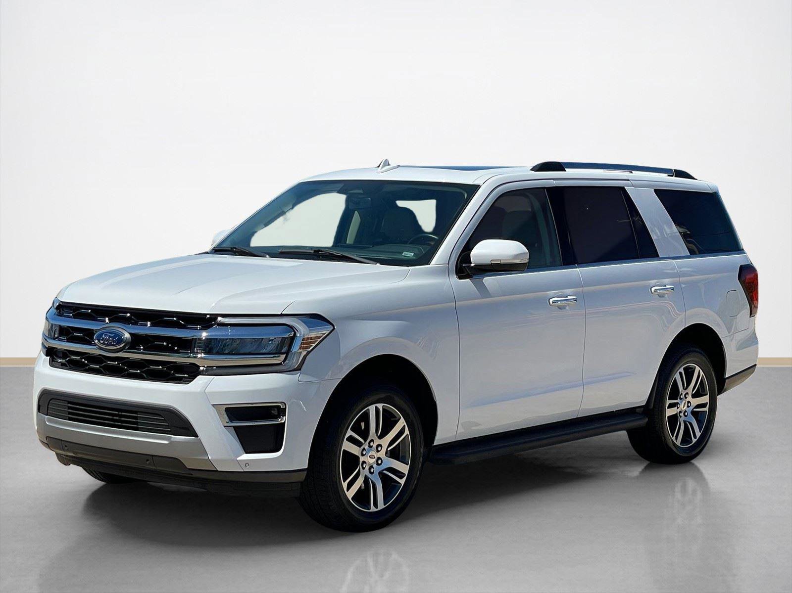 Used 2024 Ford Expedition Limited RWD image 3