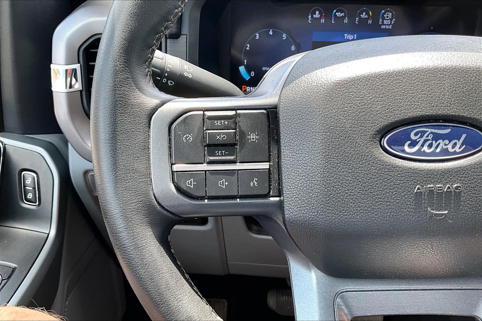 Used 2025 Ford F150 XLT w/ Equipment Group 301A Standard AWD/4WD image 22