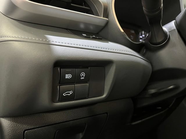 Certified 2024 Toyota Highlander XLE AWD/4WD image 18