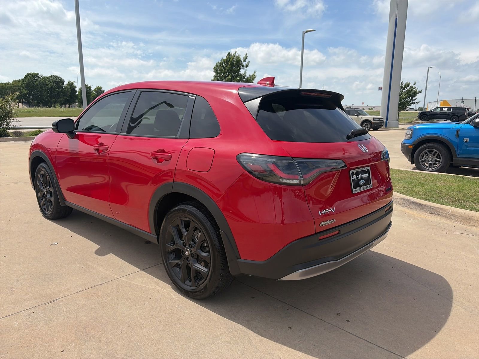 Used 2024 Honda HR-V Sport image 3