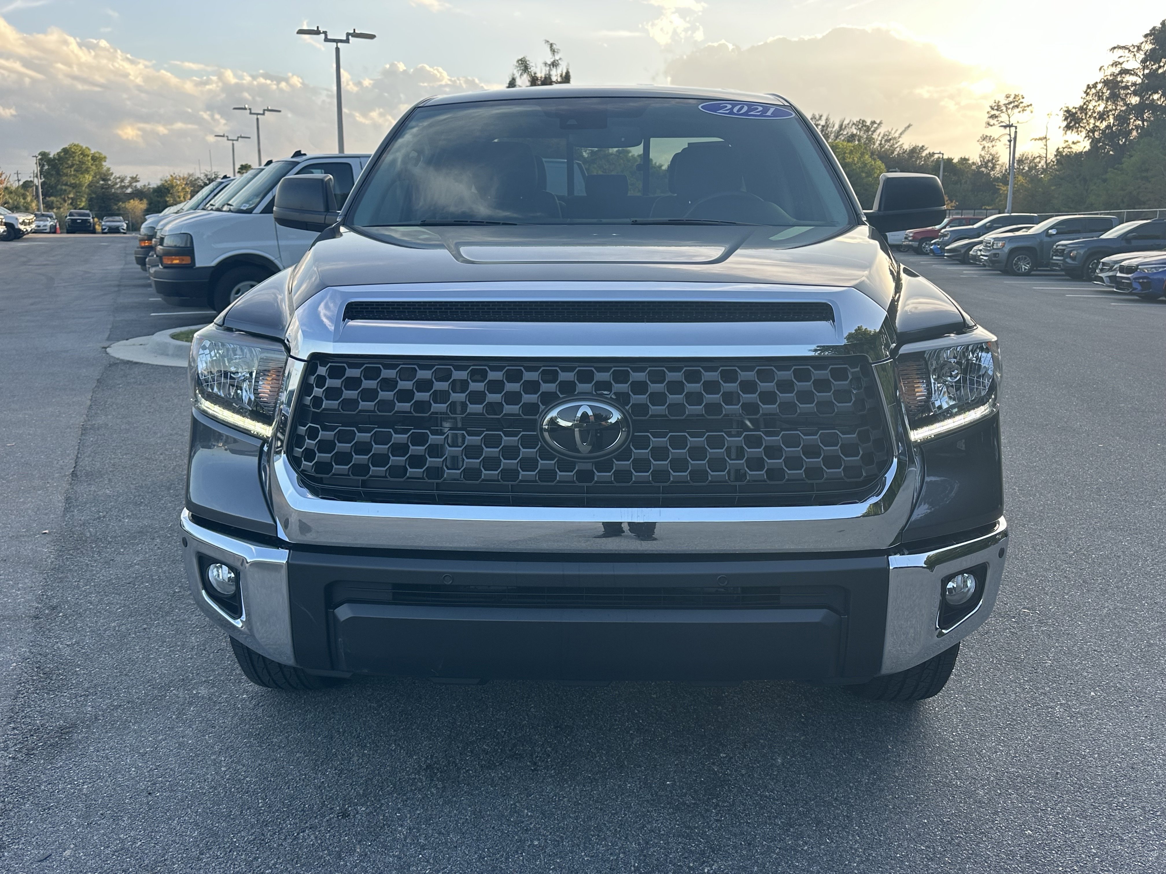 Used 2021 Toyota Tundra SR5 image 3