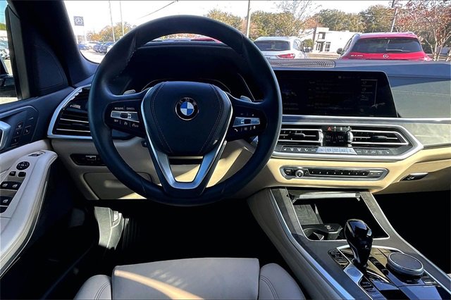 Used 2022 BMW X5 sDrive40i w/ Premium Package image 8