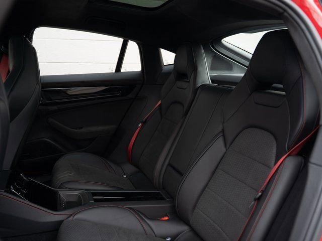 Used 2025 Porsche Panamera GTS image 18