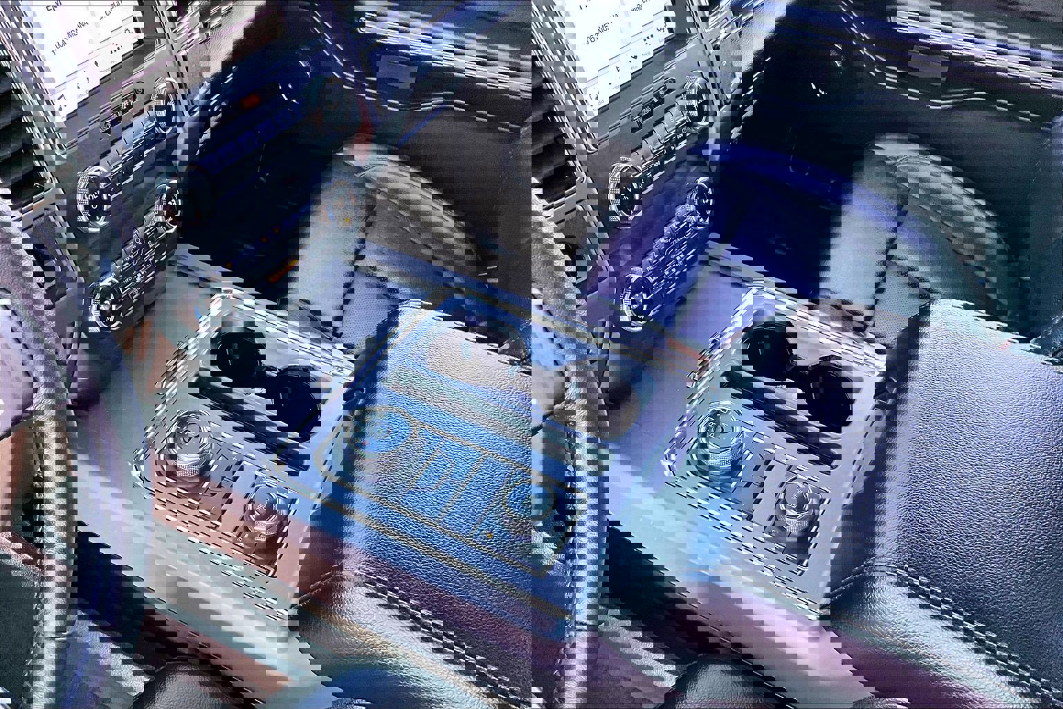 Used 2019 Ford Expedition XLT w/ Equipment Group 201A image 18