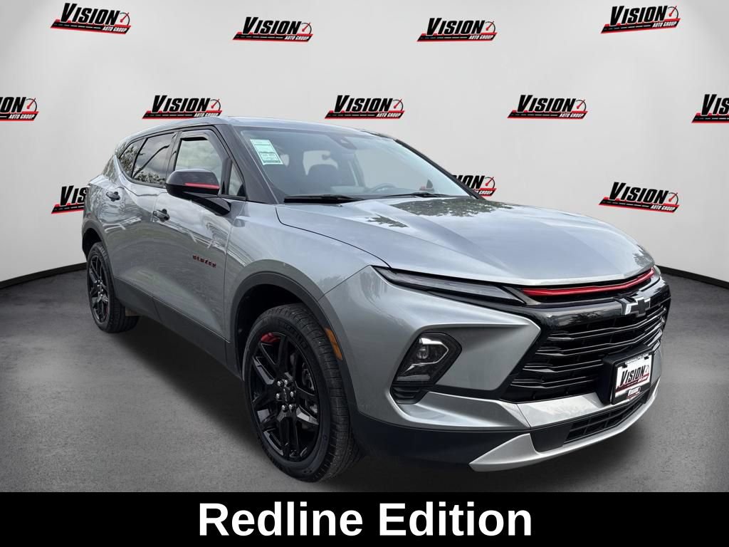 Used 2025 Chevrolet Blazer LT w/ Redline Edition FWD image 5