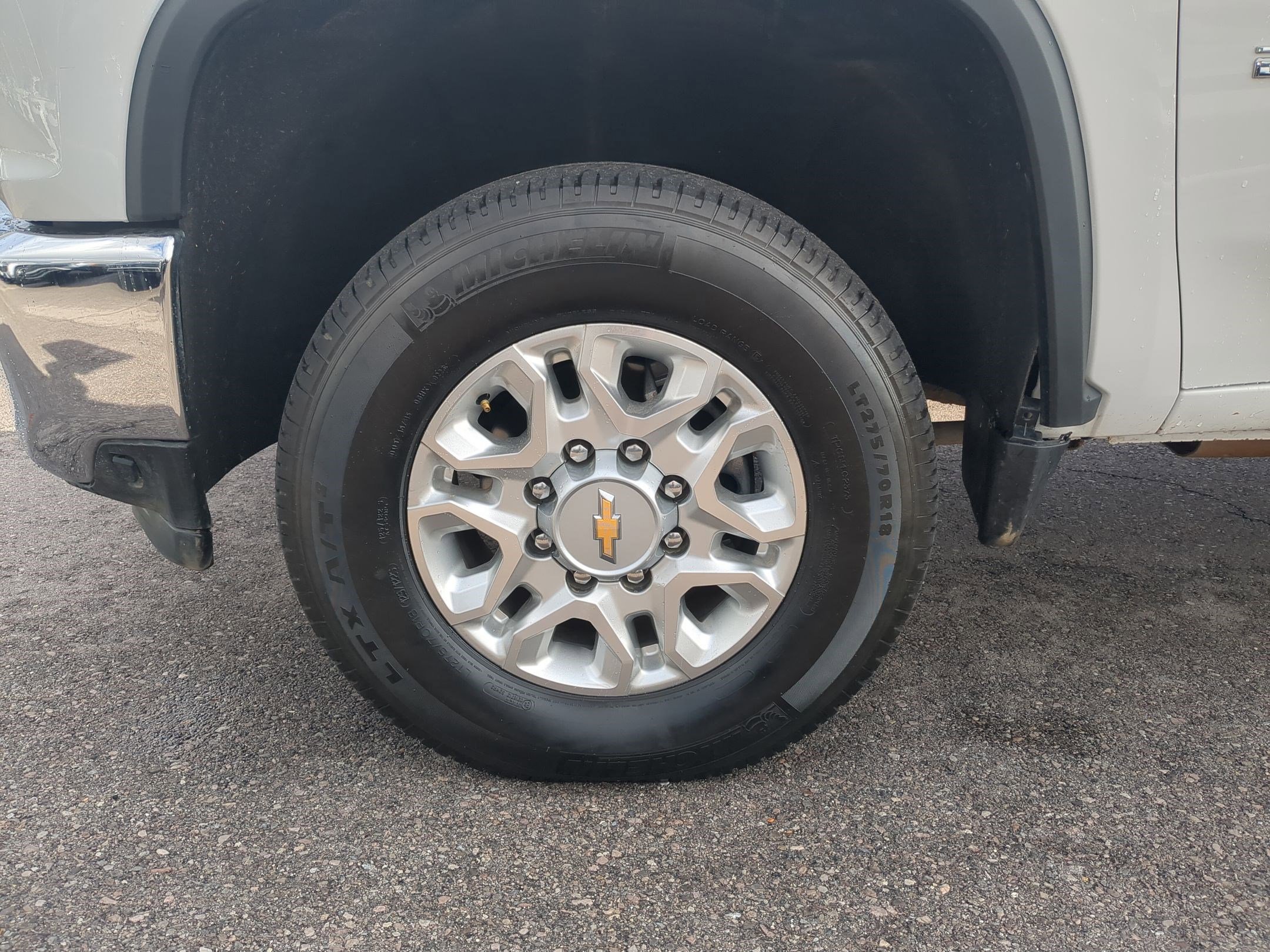 Used 2023 Chevrolet Silverado 2500 LT image 14