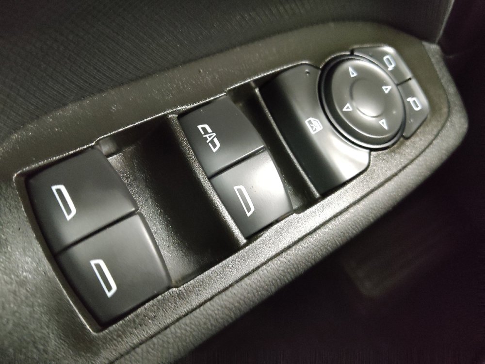 Used 2023 Chevrolet Equinox RS image 27