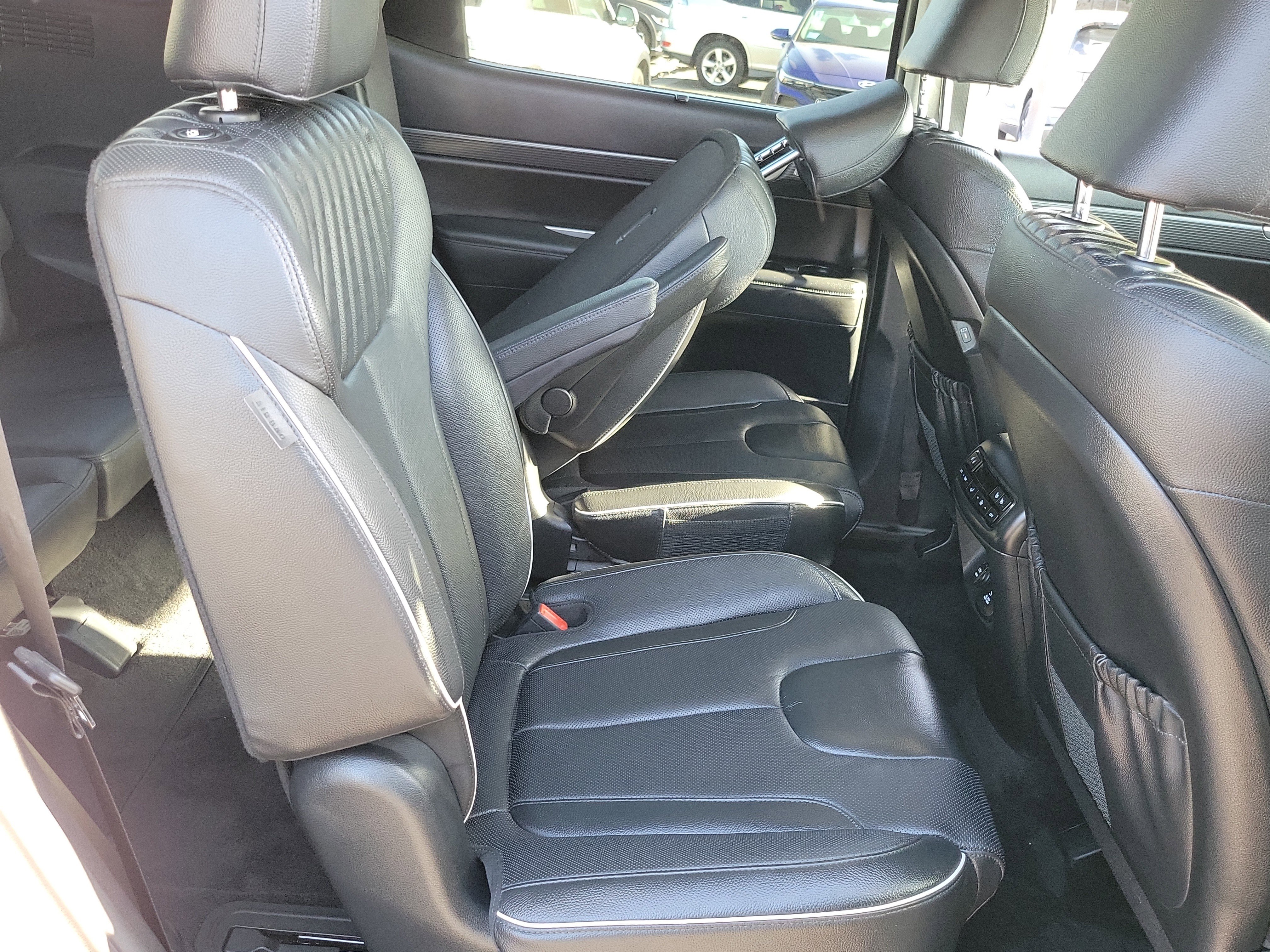 Used 2024 Hyundai Palisade Limited FWD image 25