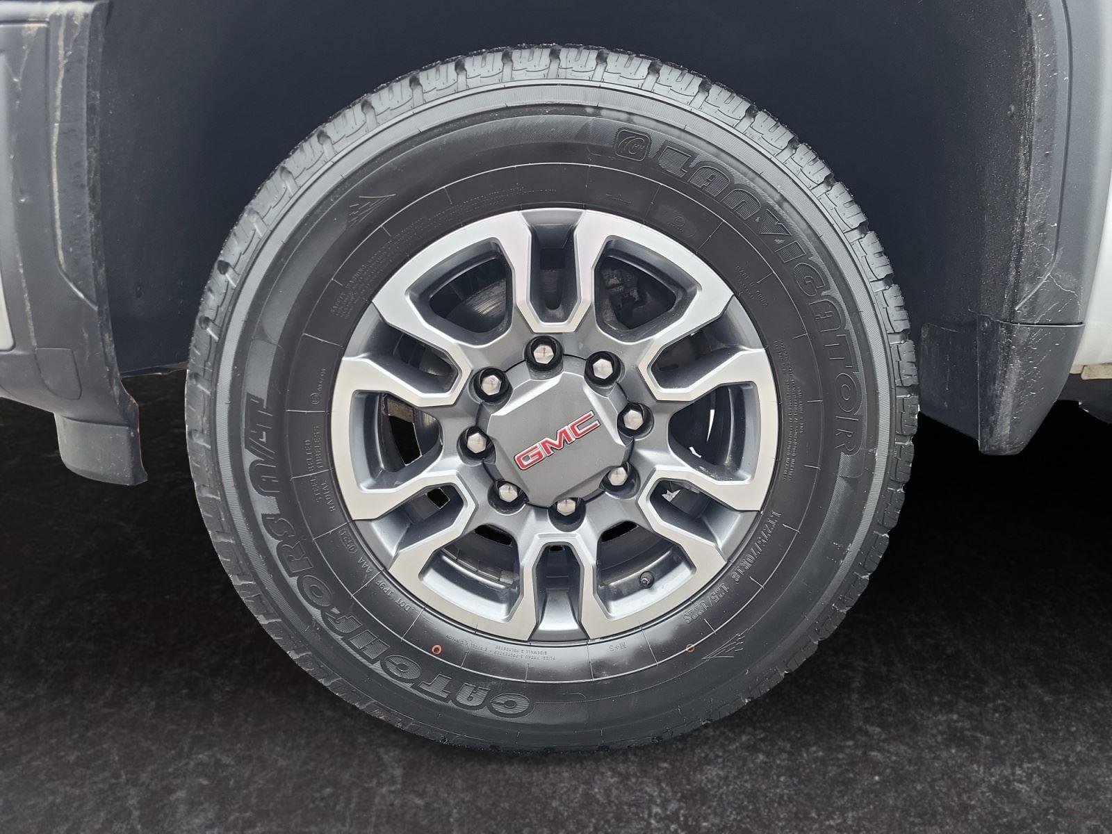 Used 2024 GMC Sierra 2500 SLE w/ SLE Value Package image 25