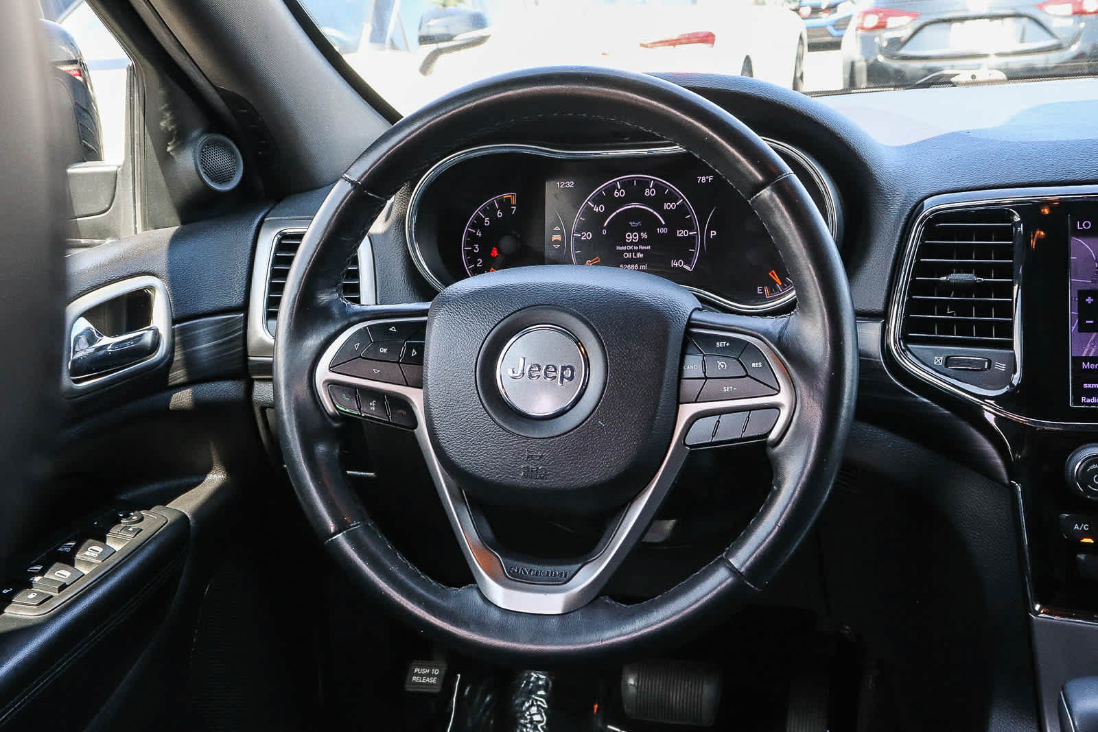 Used 2019 Jeep Grand Cherokee Altitude RWD image 21