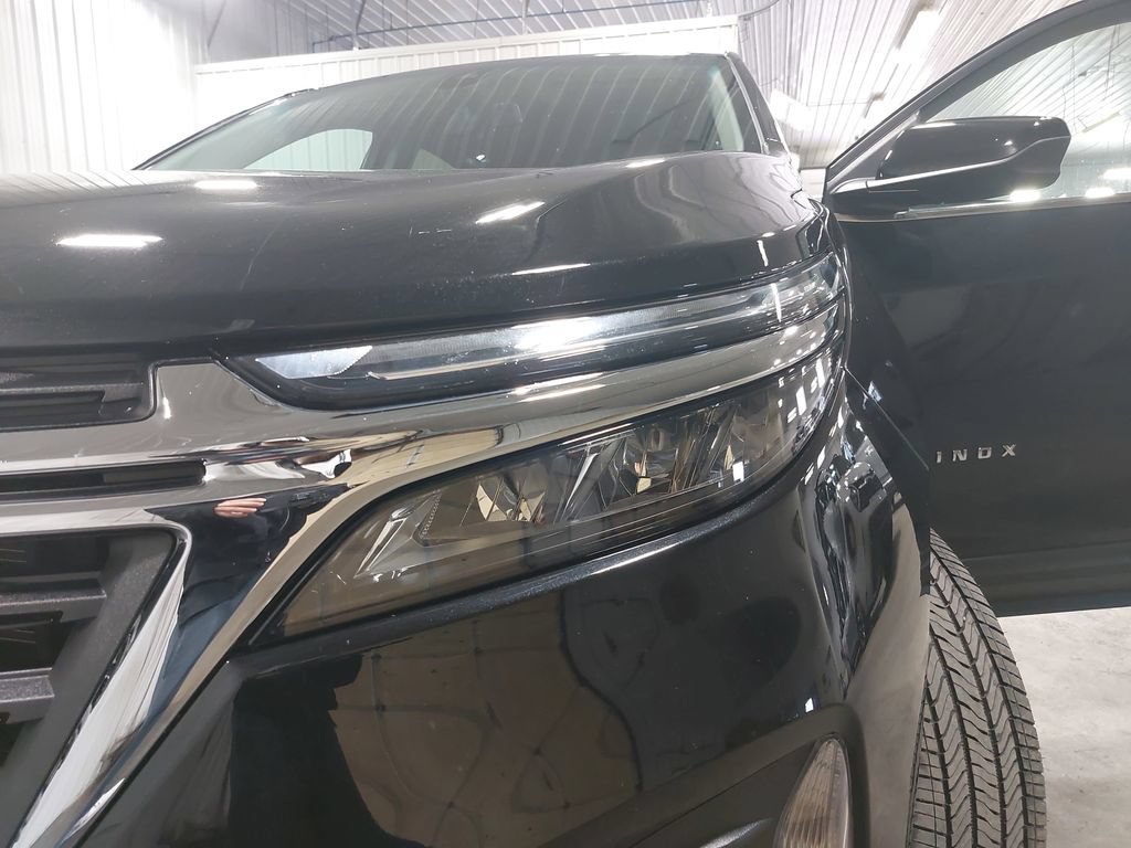 Used 2024 Chevrolet Equinox LT AWD/4WD image 32