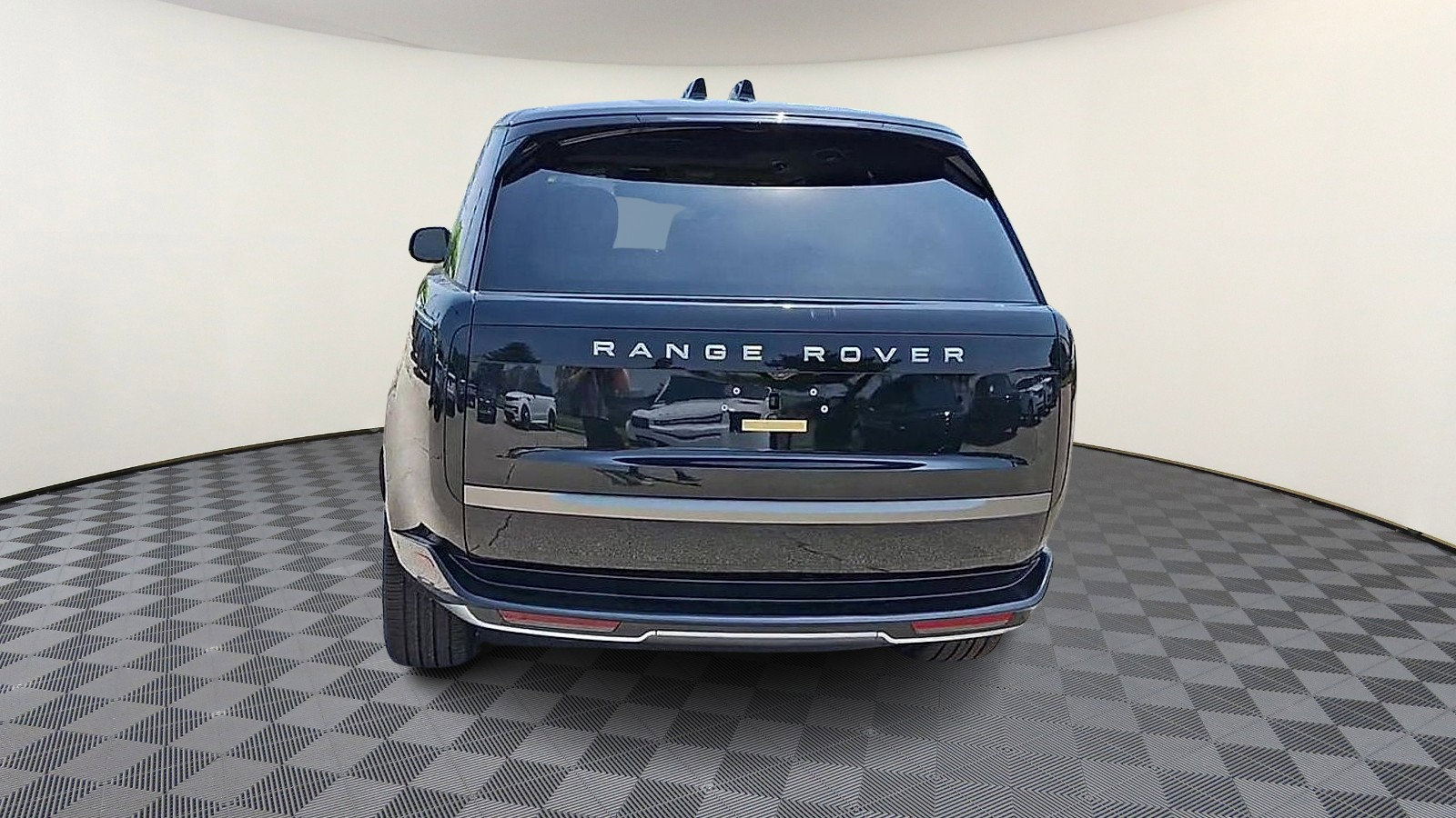 New 2025 Land Rover Range Rover SE image 7