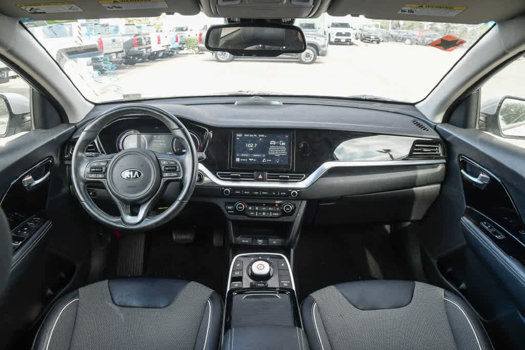 Used 2020 Kia Niro EX FWD image 11