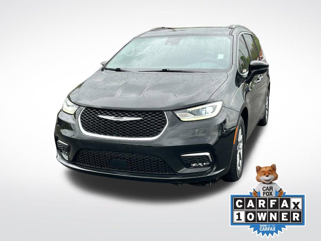 Used 2021 Chrysler Pacifica Touring image 8