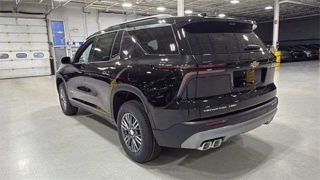 New 2026 Chevrolet Traverse LT w/ Driver Confidence Package image 7