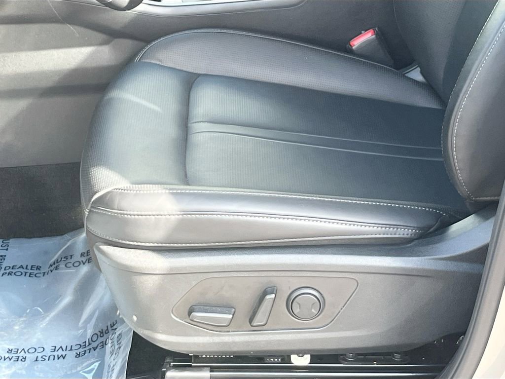 Certified 2025 Kia Sorento EX w/ EX Panoramic Sunroof Package image 12