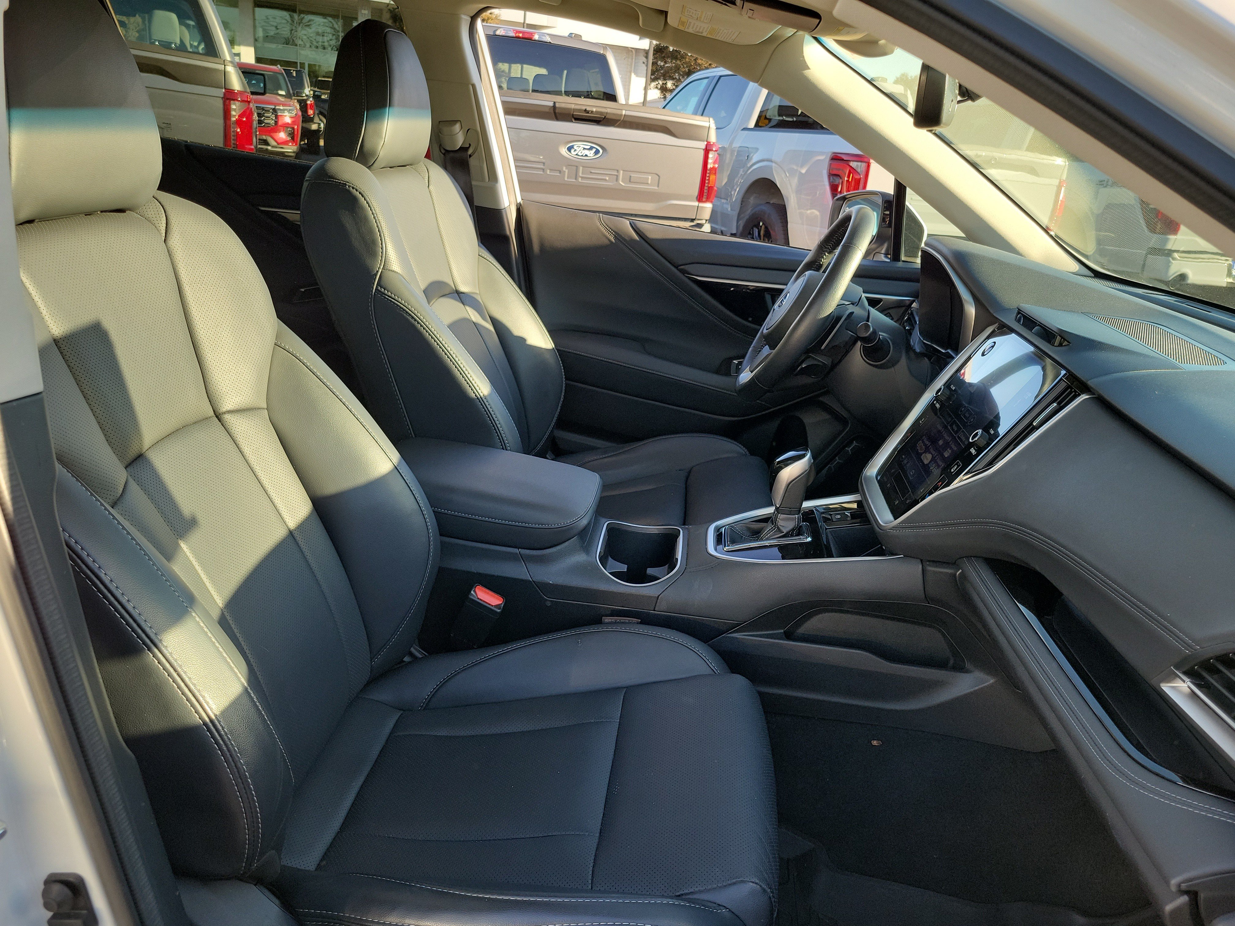 Used 2022 Subaru Outback Limited AWD/4WD image 26