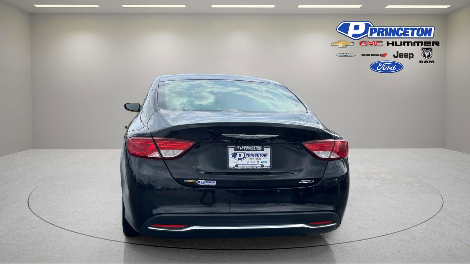 Used 2016 Chrysler 200 Limited image 6