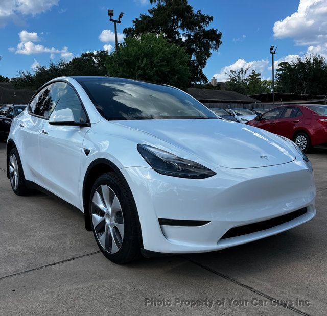 Used 2024 Tesla Model Y Long Range AWD/4WD image 4