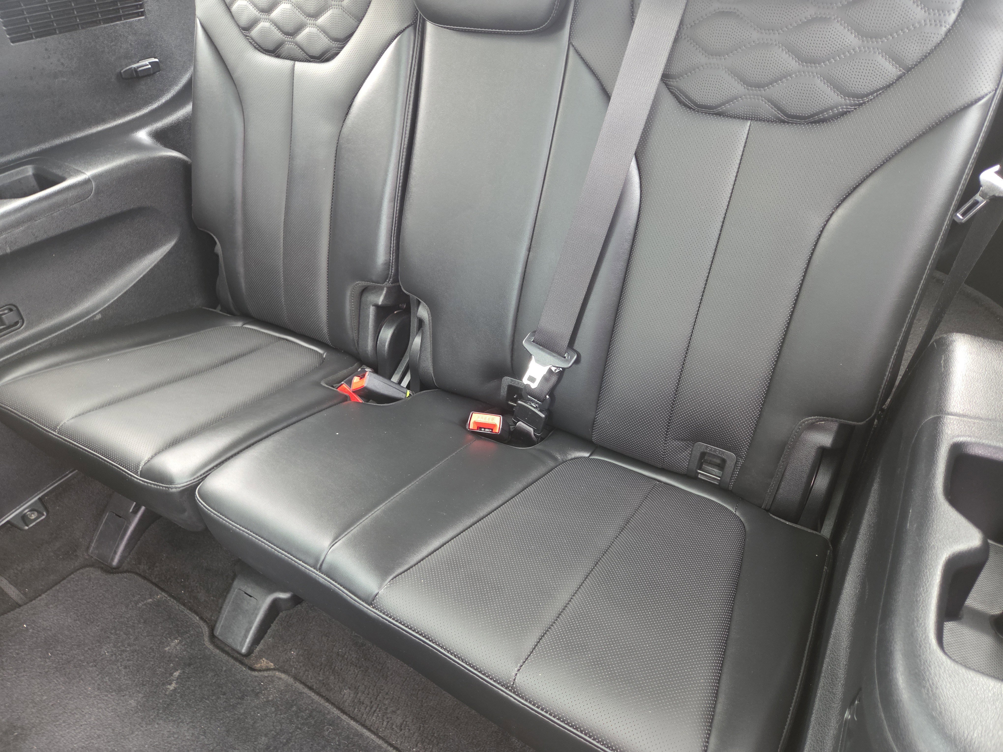 Used 2021 Hyundai Palisade Limited w/ Cargo Package AWD/4WD image 18