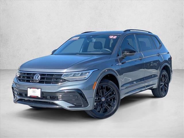 Used 2022 Volkswagen Tiguan SE R-Line image 1