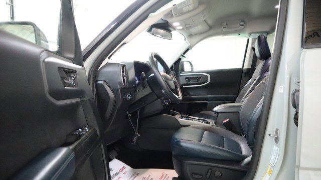 Used 2021 Ford Bronco Sport Outer Banks image 9